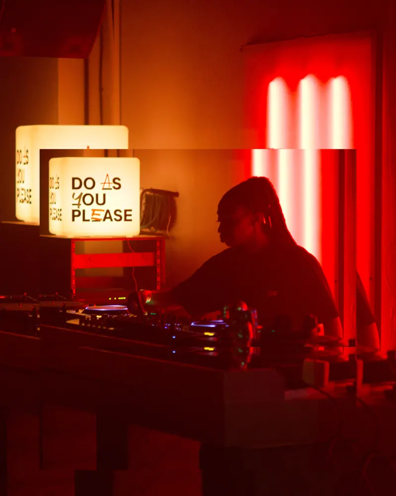 Do As You Please @ Renae - Ton Trax, Bay B2B Mica & Joe Roche gallery 4